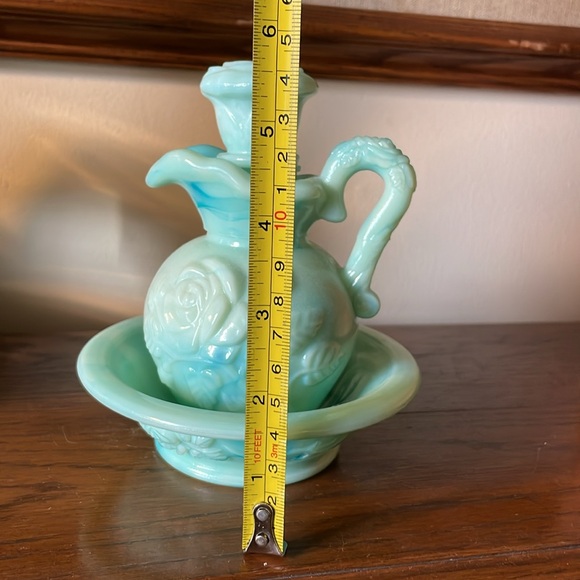 Vintage 1970s Avon jadeite blue-green wash pitcher with stopper and bowl - Picture 9 of 9